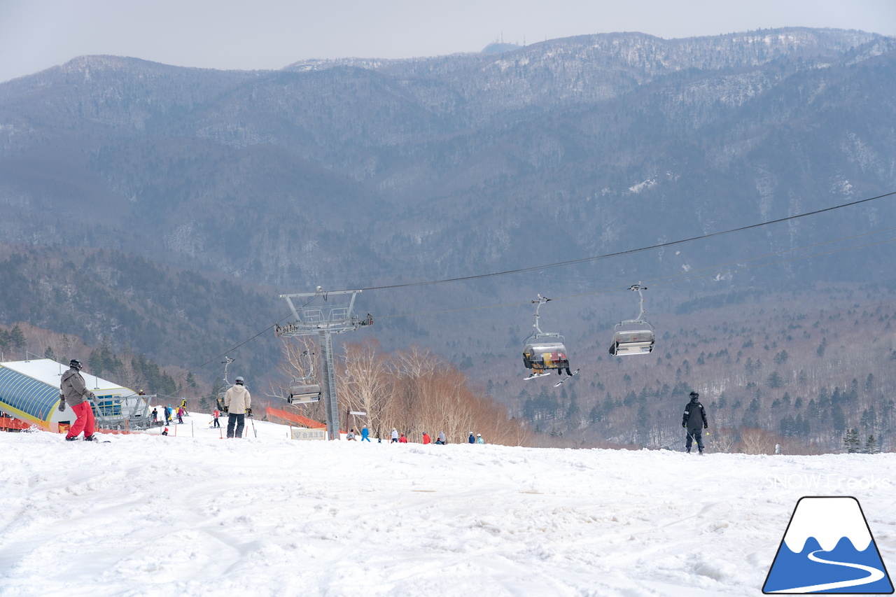 札幌国際スキー場｜2023・ゴールデンウィークがスタート！心配された雪ですが…。大丈夫、ちゃんと残ってくれました(^_-)-☆